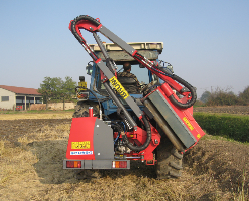 Auslegemähgerät das perfekte Werkzeug für Landwirtschaftspflege