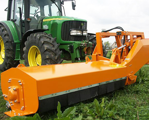 Jumbo side mulcher from Votex on tractor