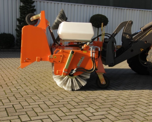Kehrmaschine von bema für den kommunalen Einsatz