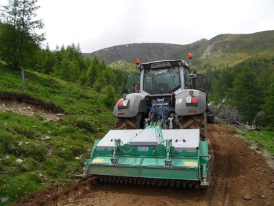 Cultivation tiller for tractors: HEN forestry and stone tiller RBM-M