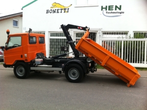Bonetti hooklift with container