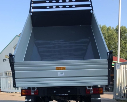 Chipped loading area: Picco Truck