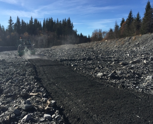 HEN path maintenance with forestry and stone tiller RBM-M