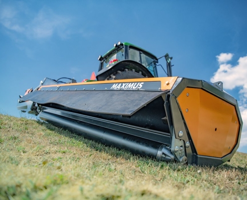 Side mulcher Votex Maximus | HEN Factory Representatives Side mulcher Votex Maximus | HEN Factory Representatives